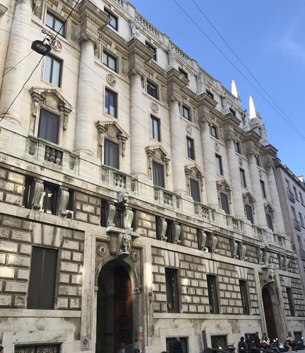 意俱遠赴米蘭：攜手米蘭同事展現意式家具獨特風情