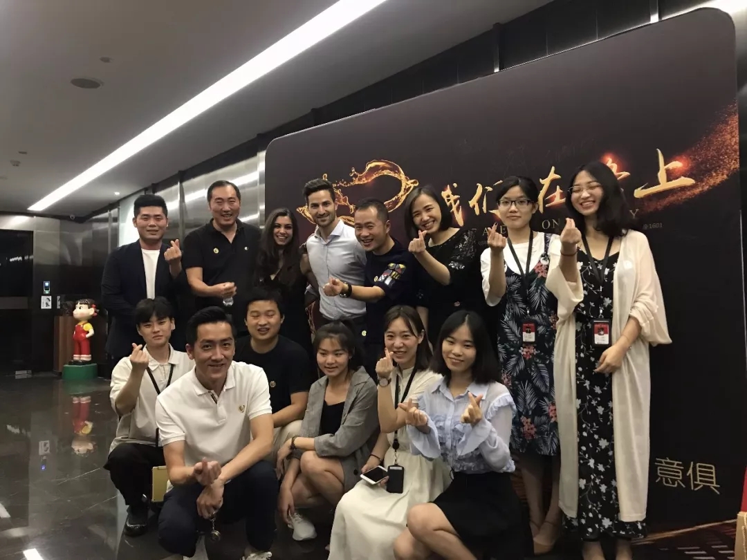 1530689037374977.jpg 640.webp.jpg