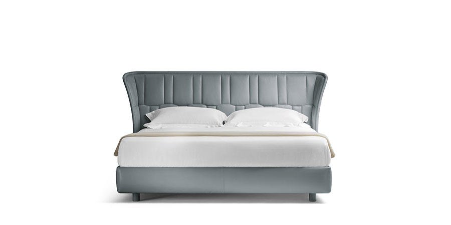 1548409407269369.jpg LOLA DARLING2.jpg