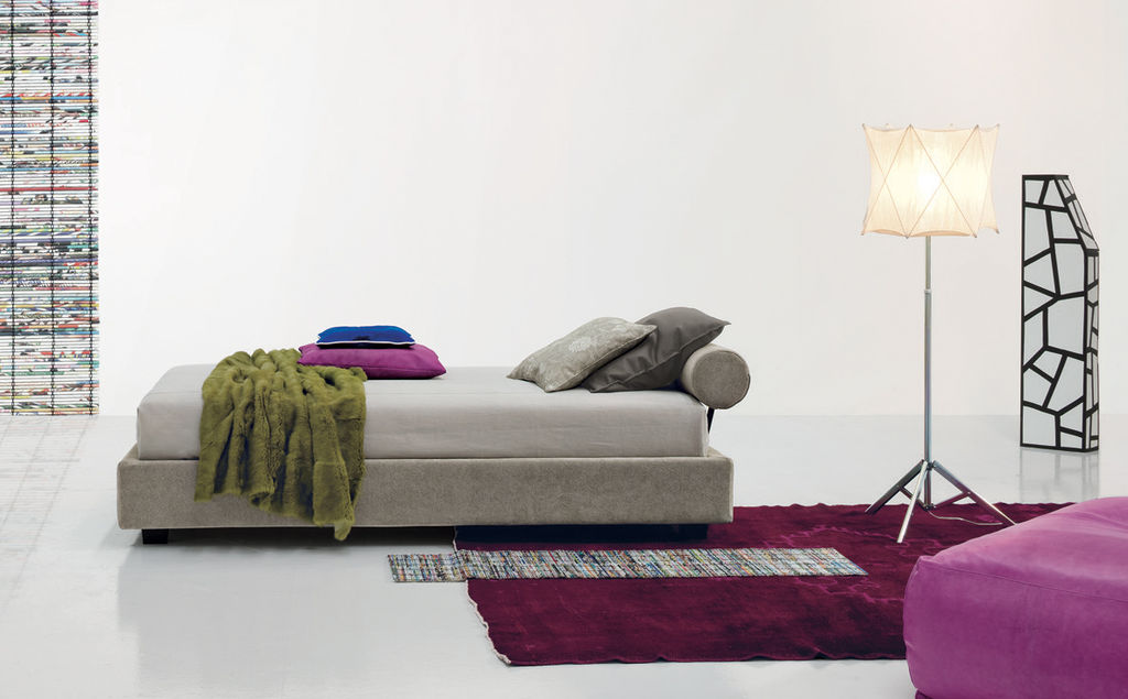 1560395256975567.jpg 141014172540_max_rollo_01-1.jpg