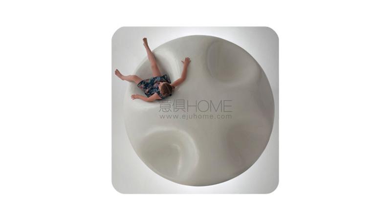 mombaers copia 沙發(fā)