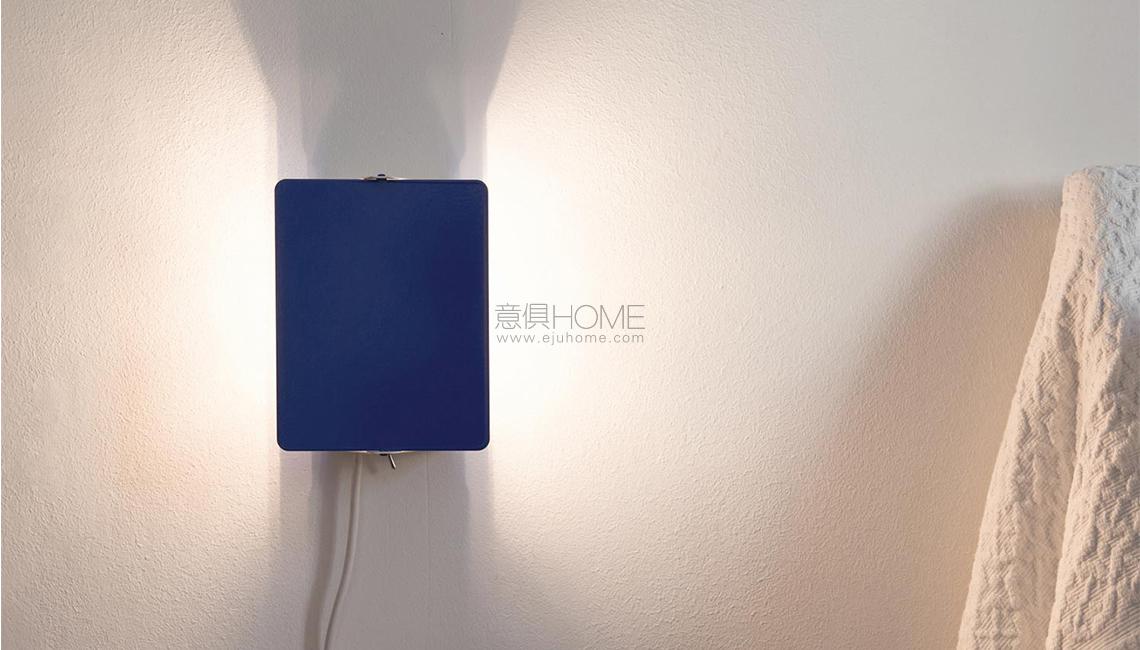 APPLIQUE à VOLET PIVOTANT 壁燈