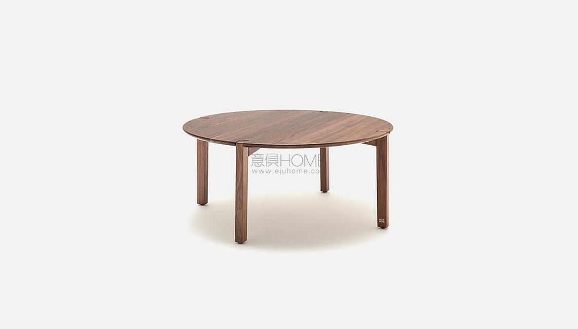 ROLF BENZ 948茶幾