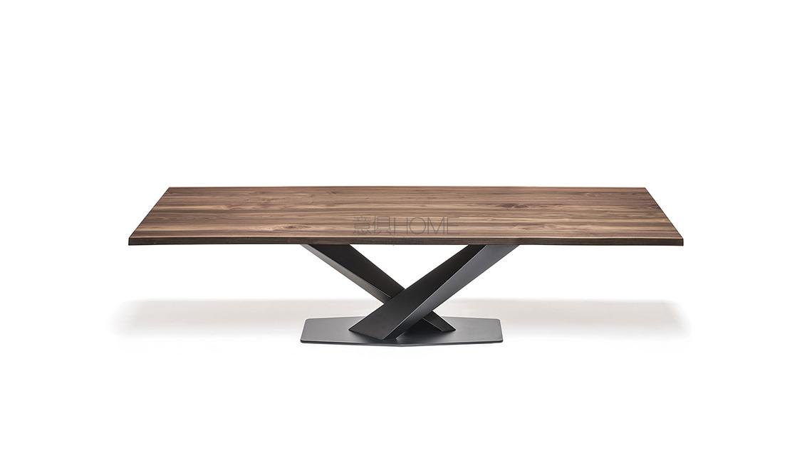Stratos Wood長餐桌