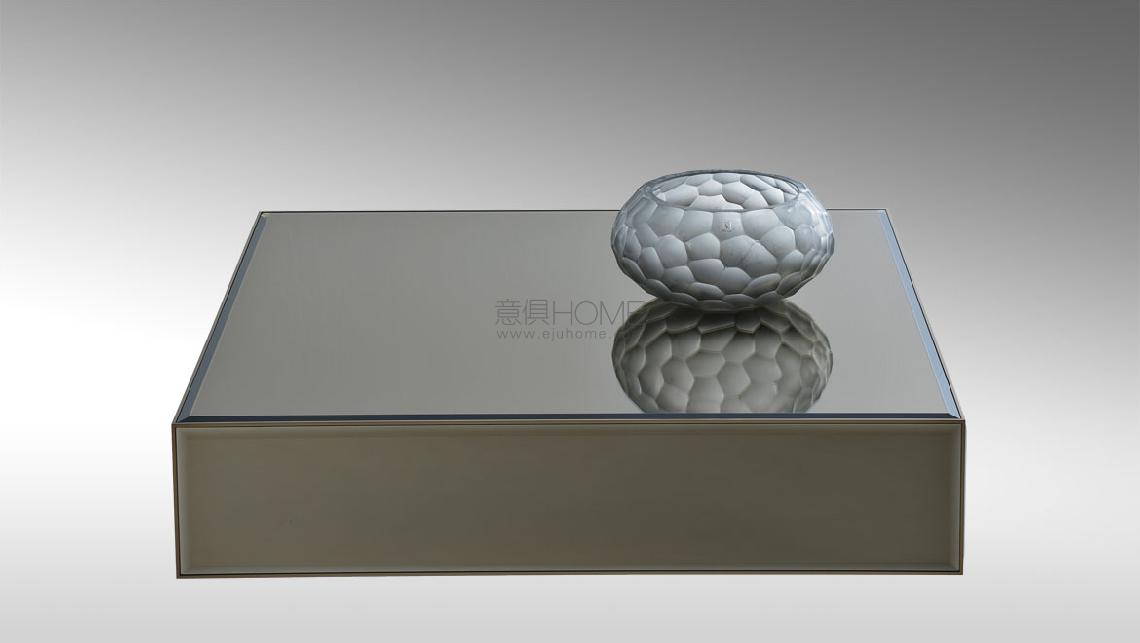 Quadrum Mirror茶幾