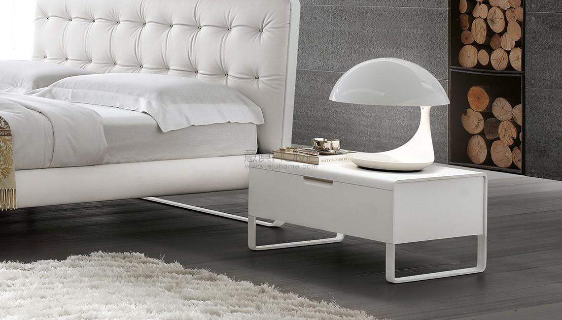 Esprit床頭柜斗柜