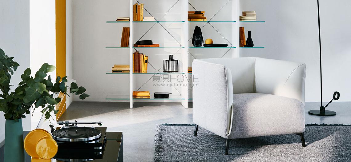 冬日午后，一把單人椅足以享受愜意陽光