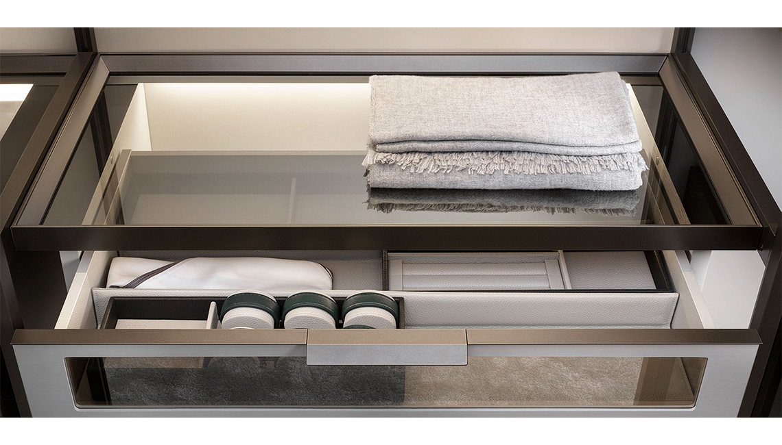 GUARDAROBA 16.32 PRIVATE衣柜抽屜