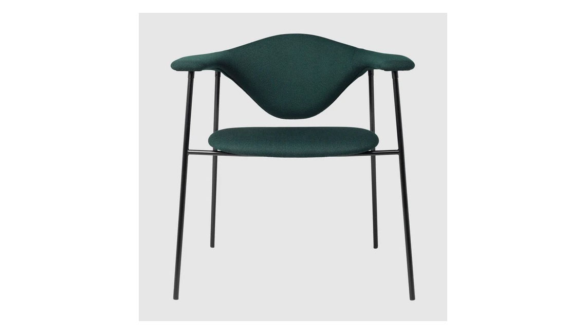 GUBIMasculo Dining Chair - Fully Upholstered, 4-leg椅子