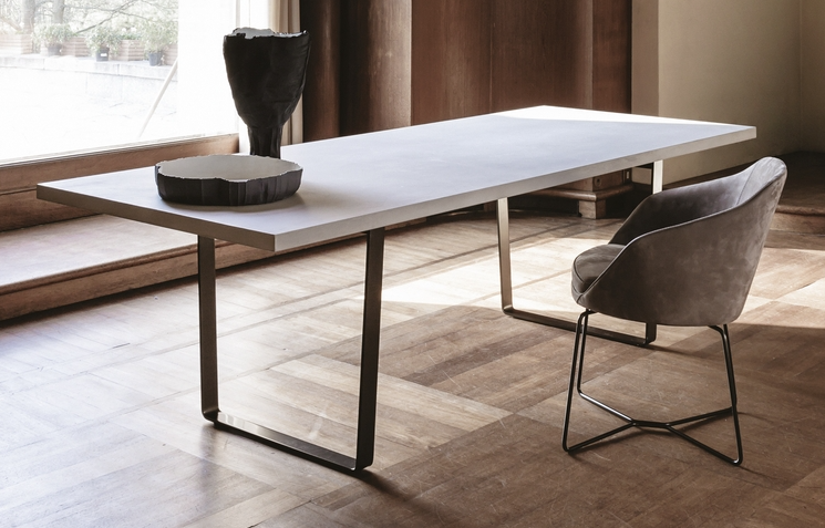 9400 Ribbon 長(zhǎng)餐桌