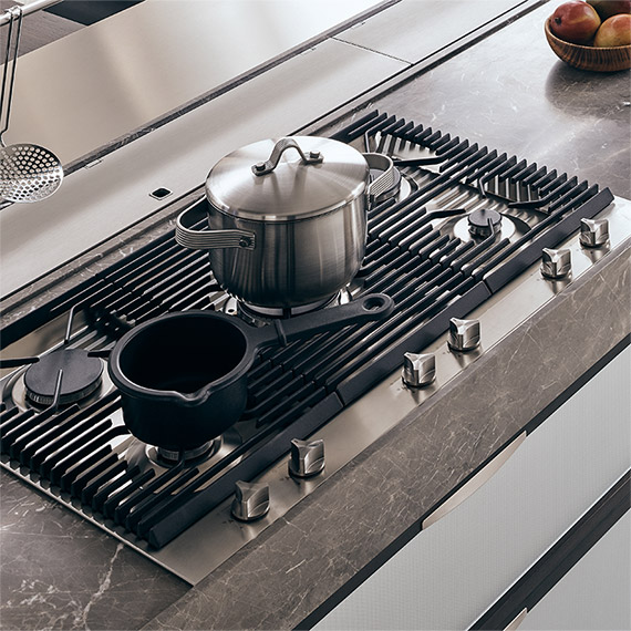 ernestomedaK-LAB 美食爐