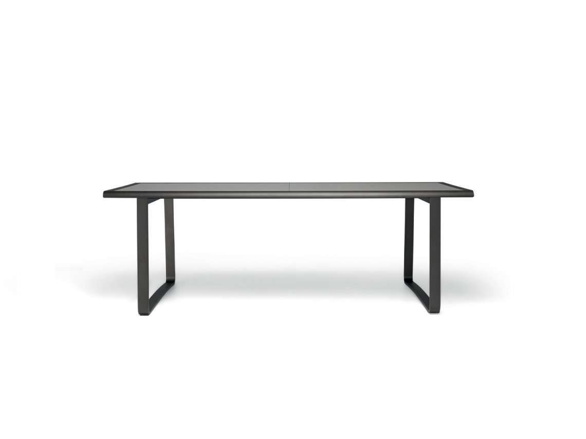 MolteniGOLDEN GATE戶外桌子