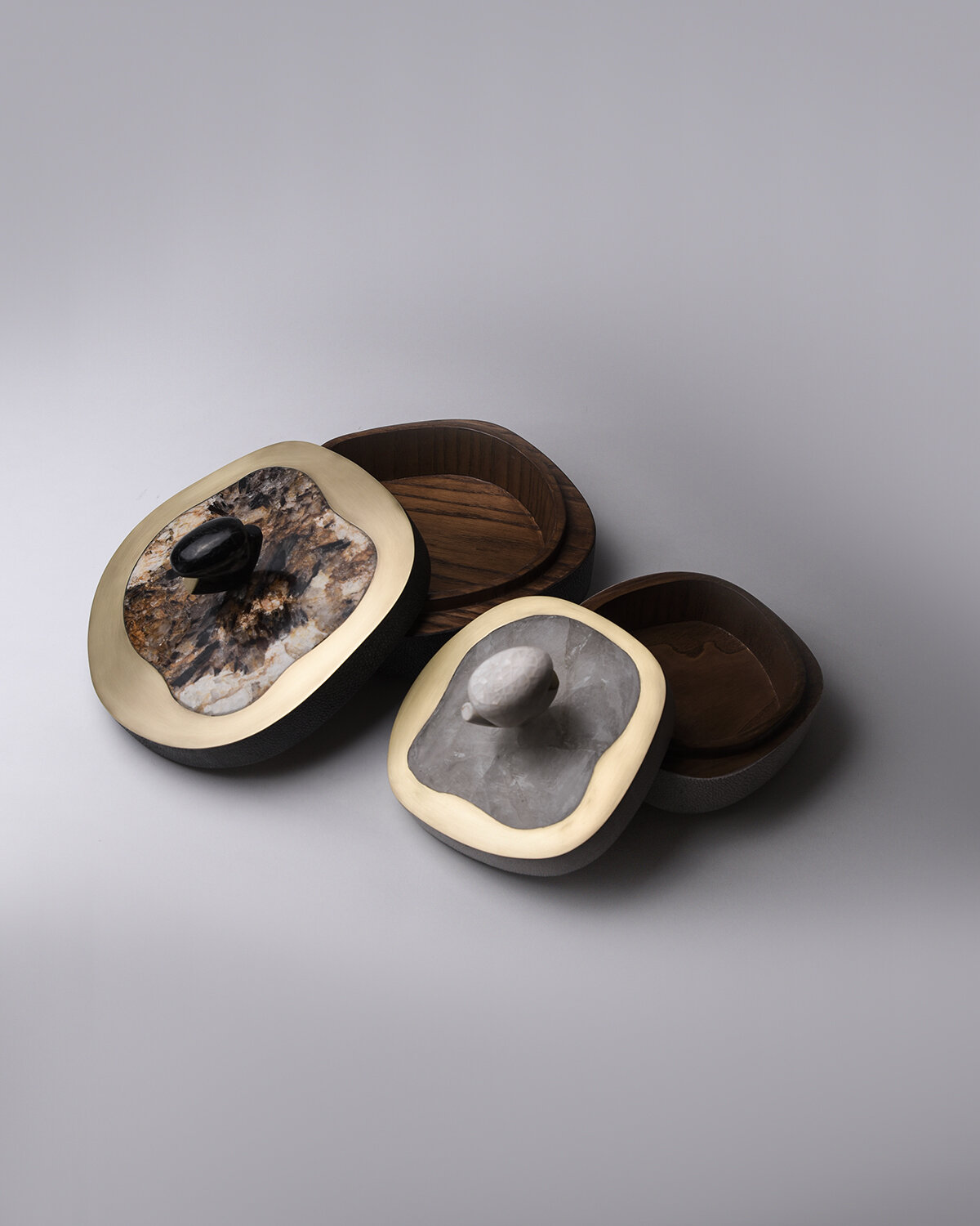 R&Y AugoustiSemi-Precious Stone Inlay盒子