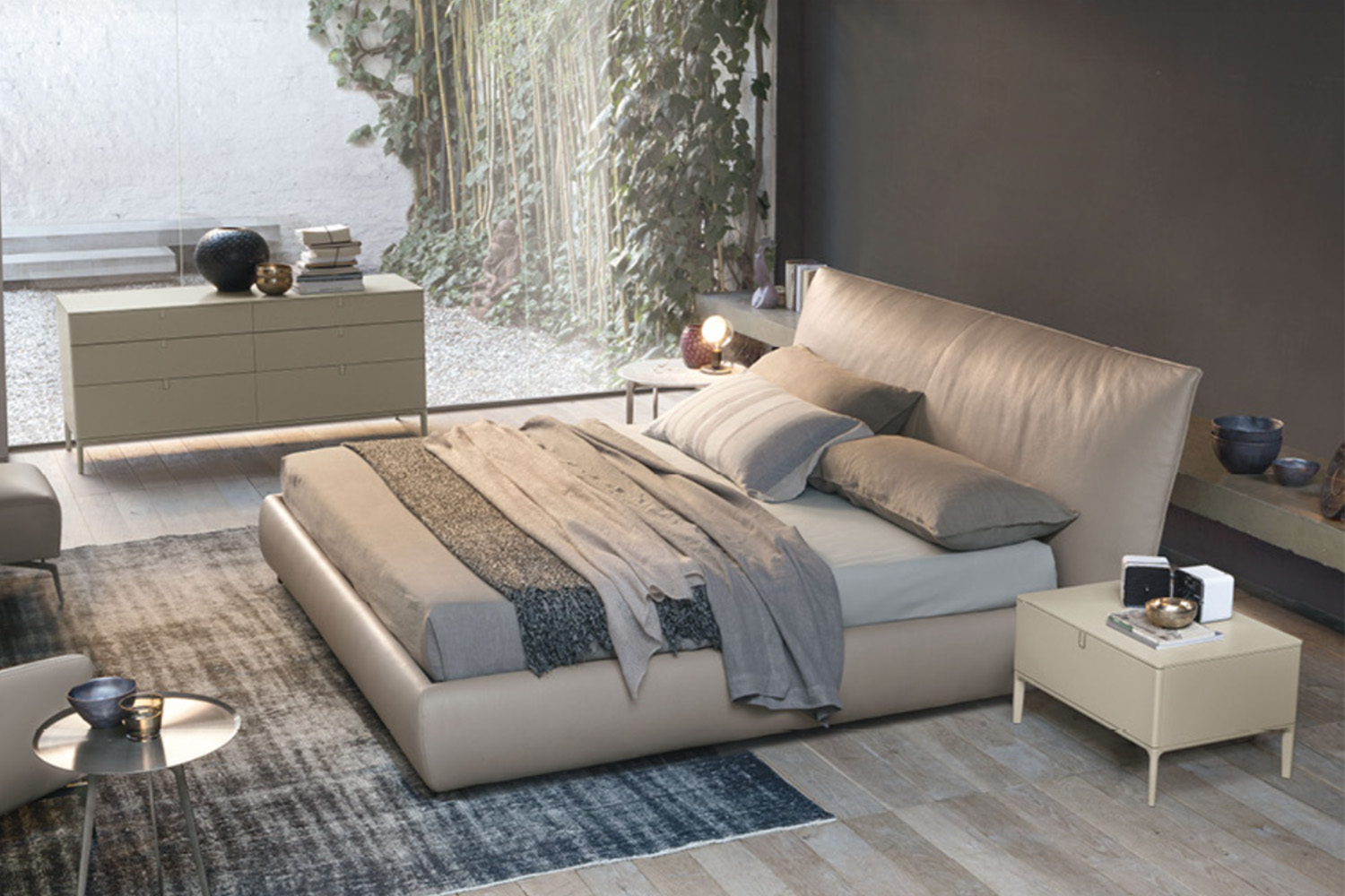 ALIVAR現(xiàn)代簡(jiǎn)約