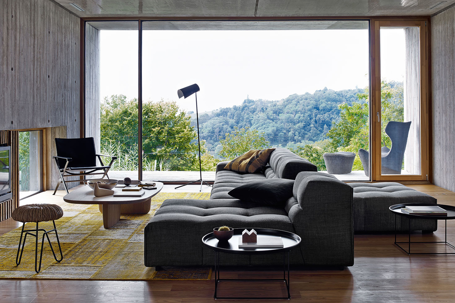 B&B ITALIA簡約低奢